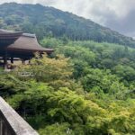 A picture near Kiyomizu-dera Temple.