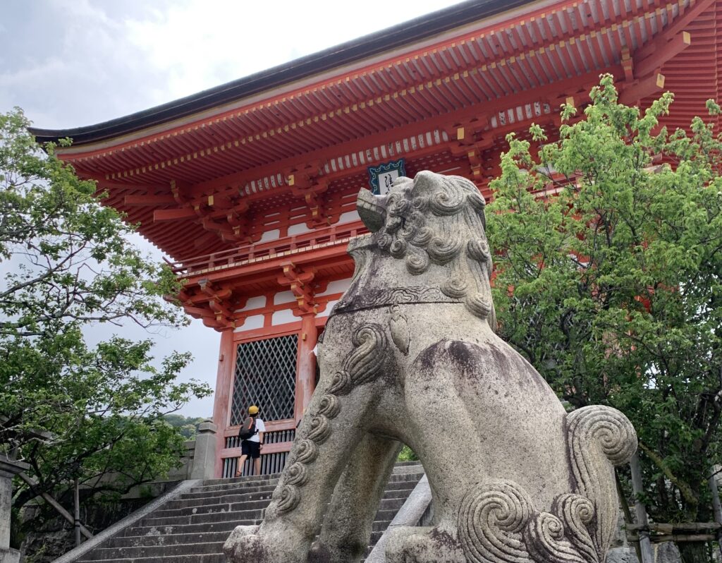 Kiyomizu-dera: The temple on the hill