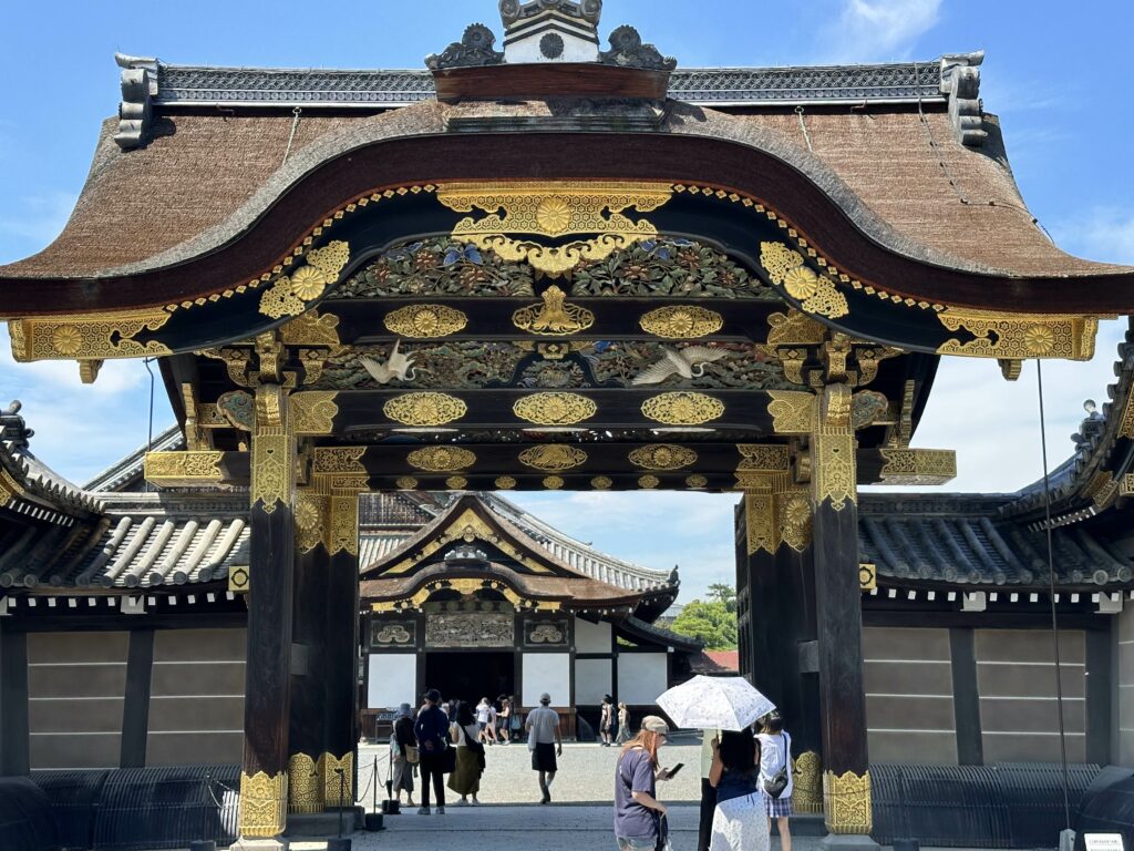 An image of Nijo-jo Castle Kara-mon gate